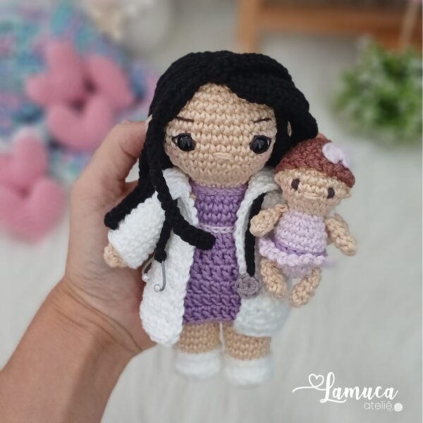 E-book Boneca Médica Pequena Amigurumi - Imagem 3